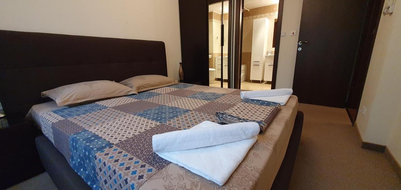 Apartament Vp Peter House Słoneczny Brzeg Zewnętrze zdjęcie
