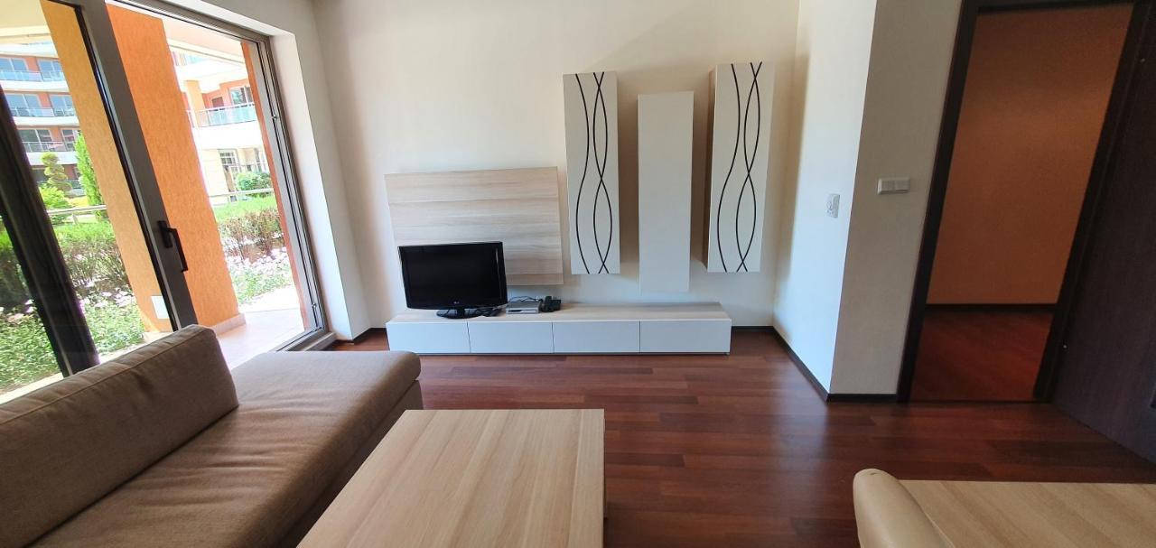 Apartament Vp Peter House Słoneczny Brzeg Zewnętrze zdjęcie
