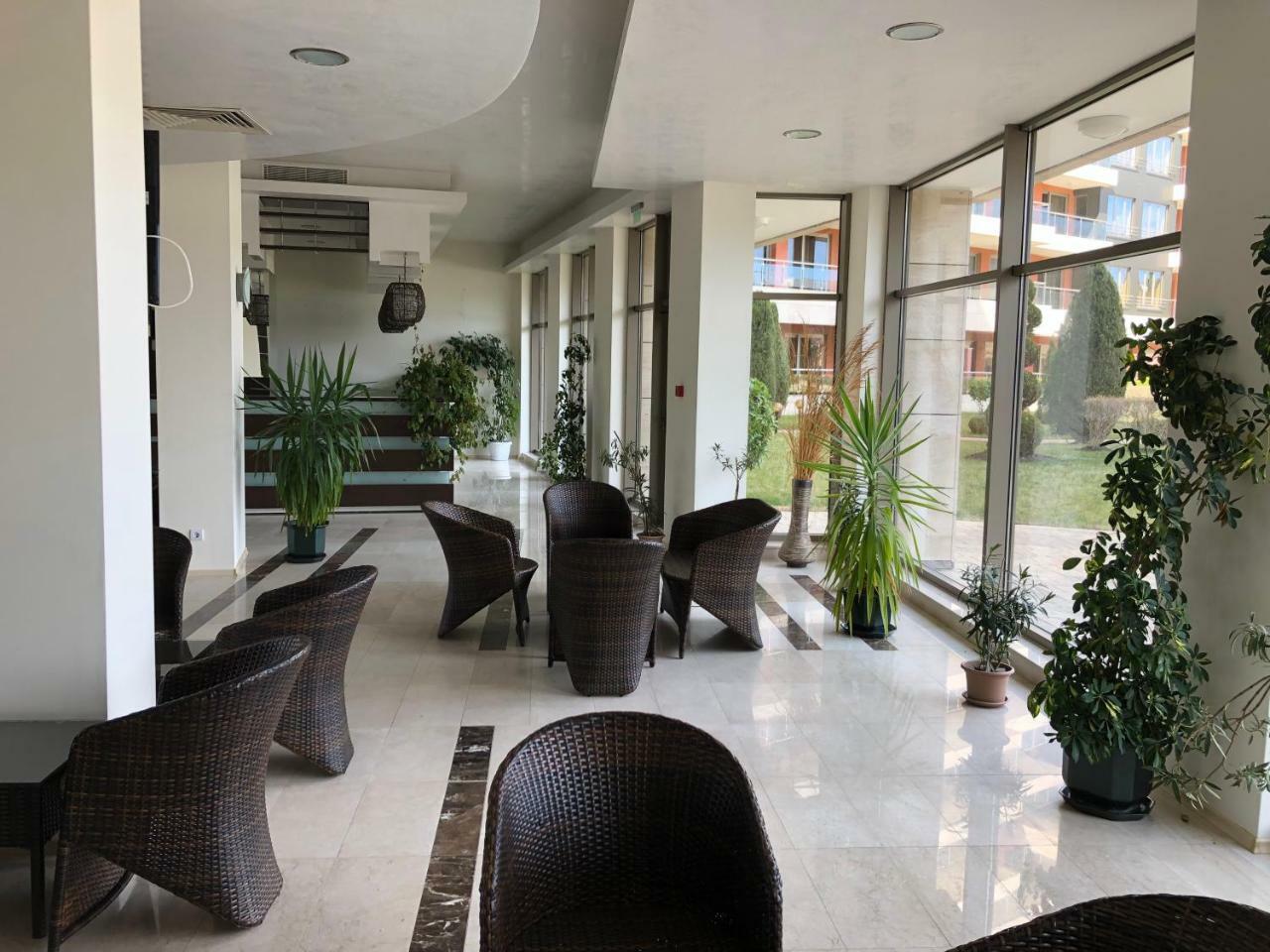 Apartament Vp Peter House Słoneczny Brzeg Zewnętrze zdjęcie